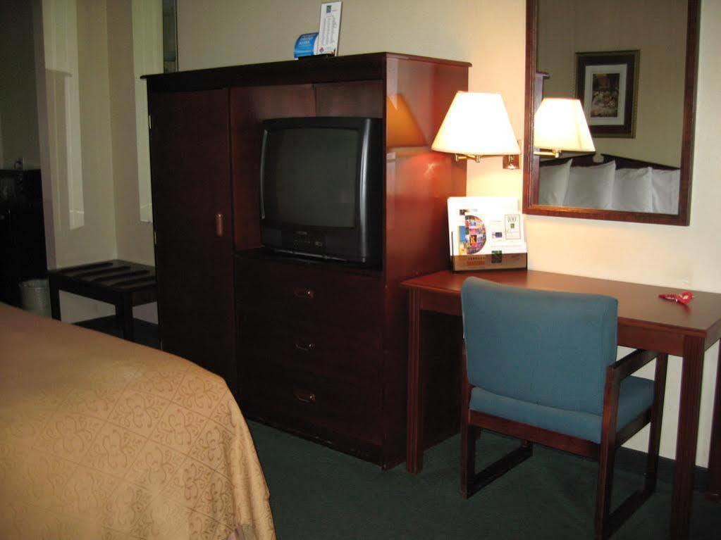 Quality Inn Covington Bagian luar foto